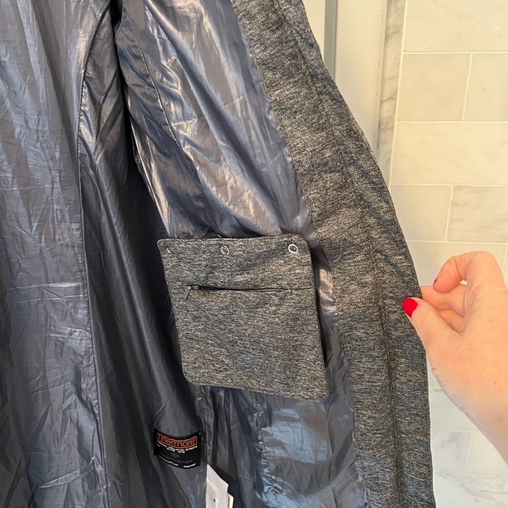 Obermeyer women’s insulated jacket - Picture 4 of 8